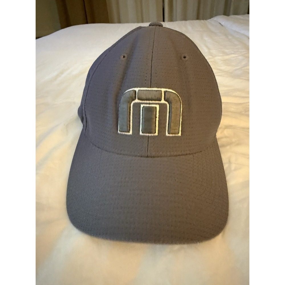 Travis Mathew Golf Gray Flex Fit Hat Cap Size S-M‎